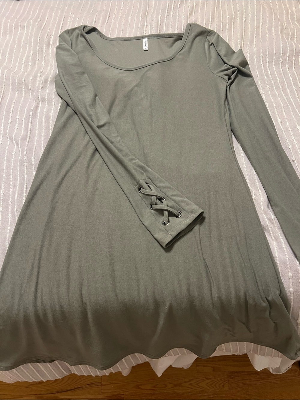 Mudd Olive Scoop Neck Long Sleeve Dress with Lace-Up Cuff